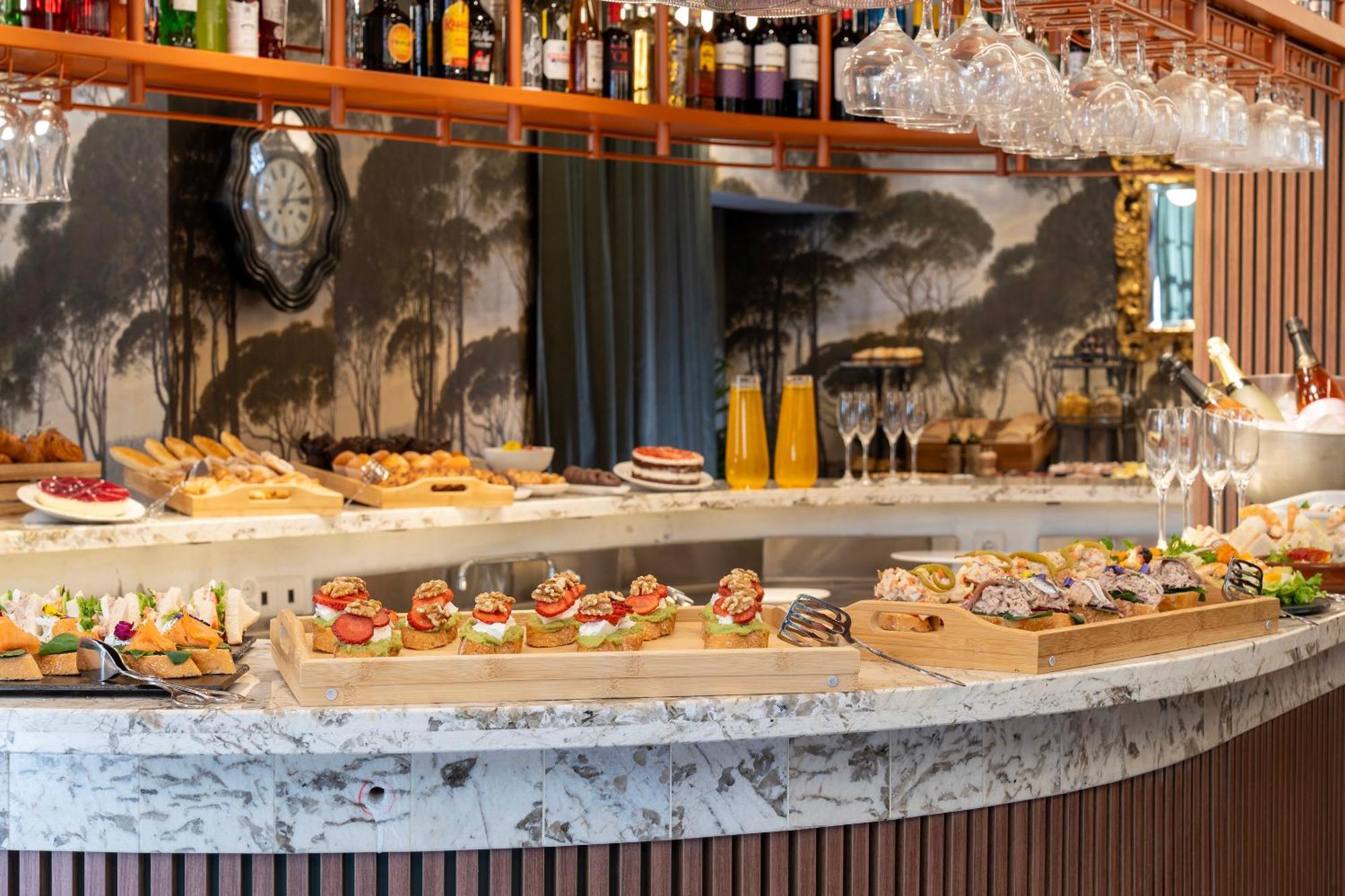 Axel Hotel Valencia - Adults Only Exterior photo