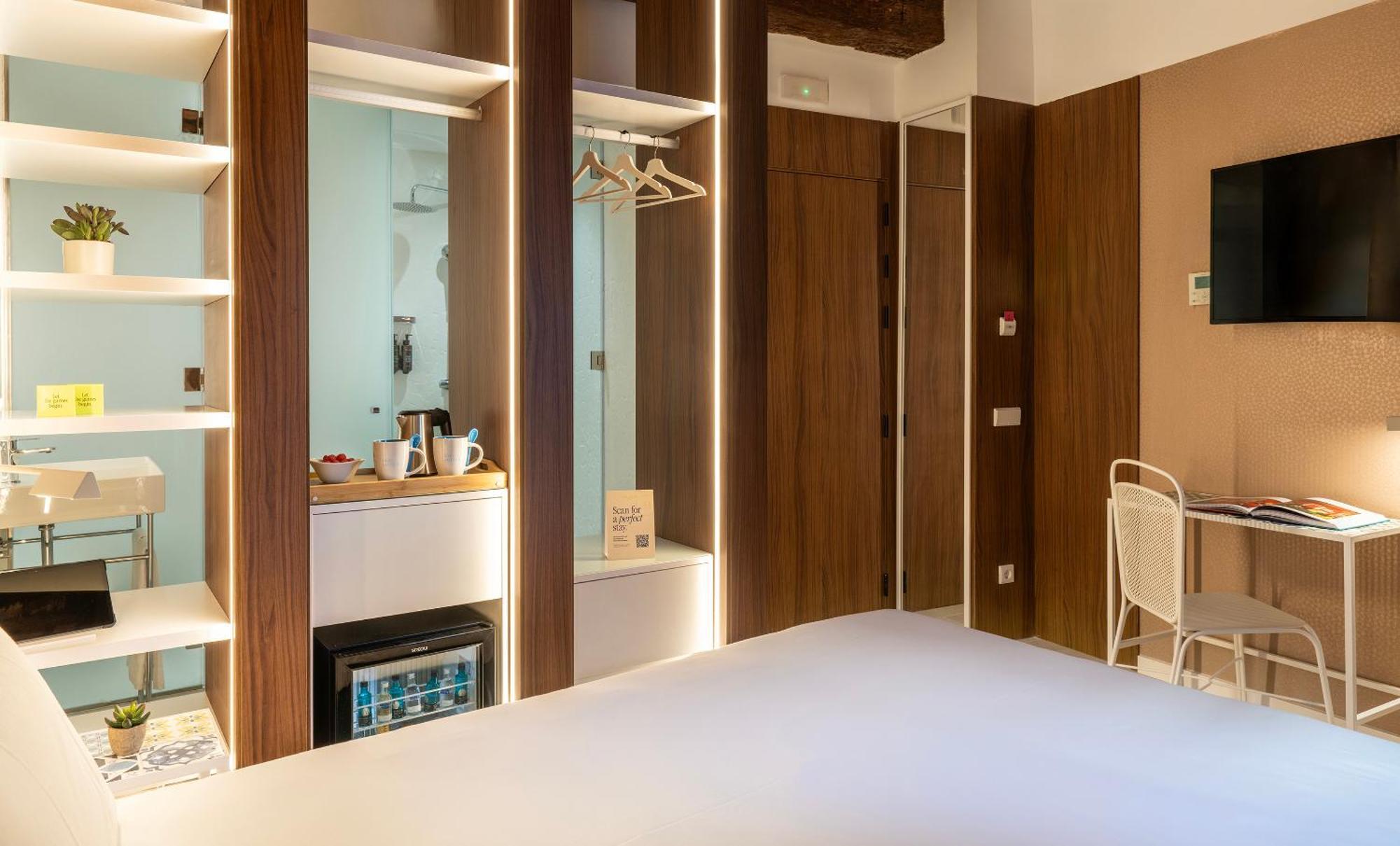 Axel Hotel Valencia - Adults Only Exterior photo