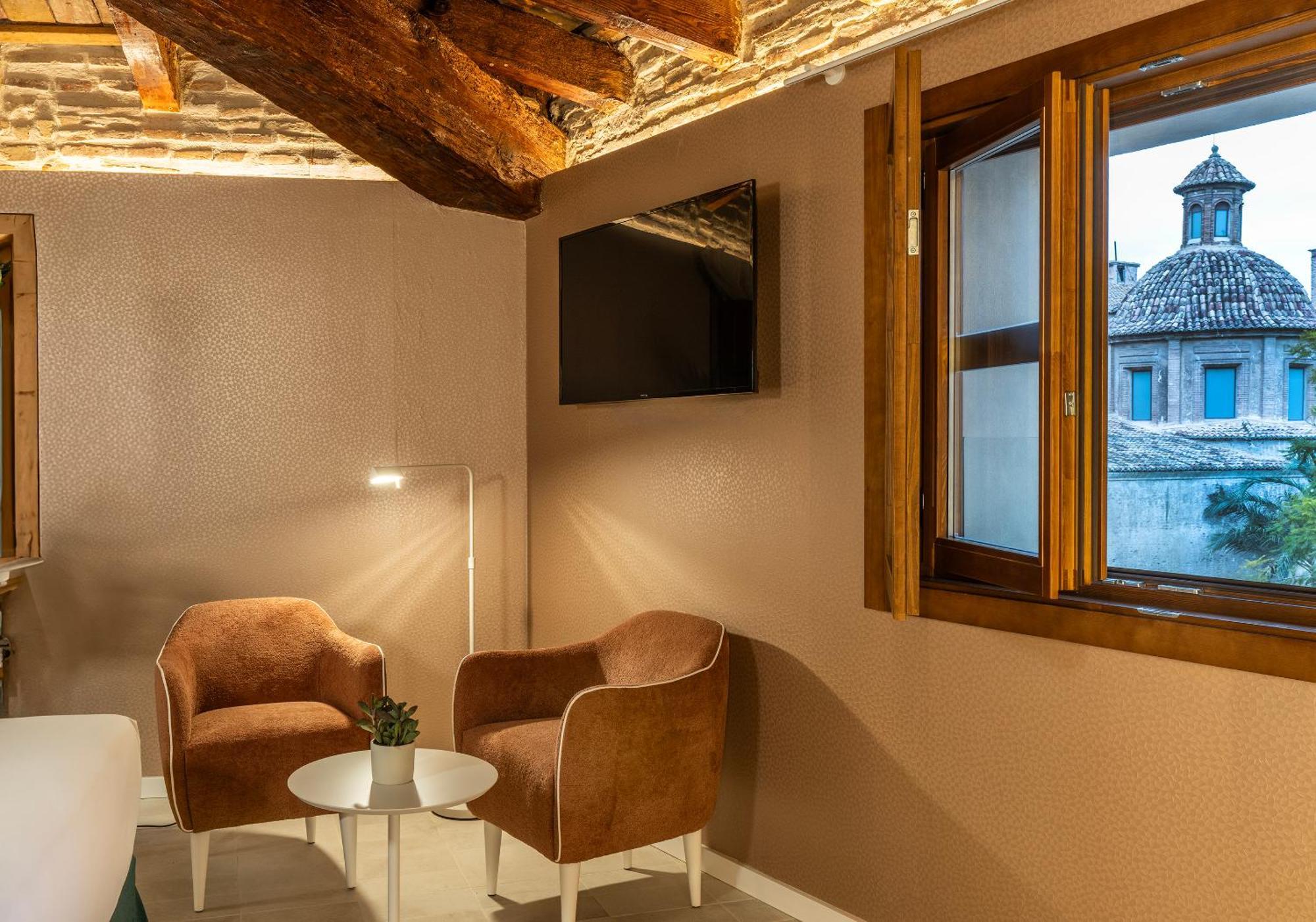 Axel Hotel Valencia - Adults Only Exterior photo