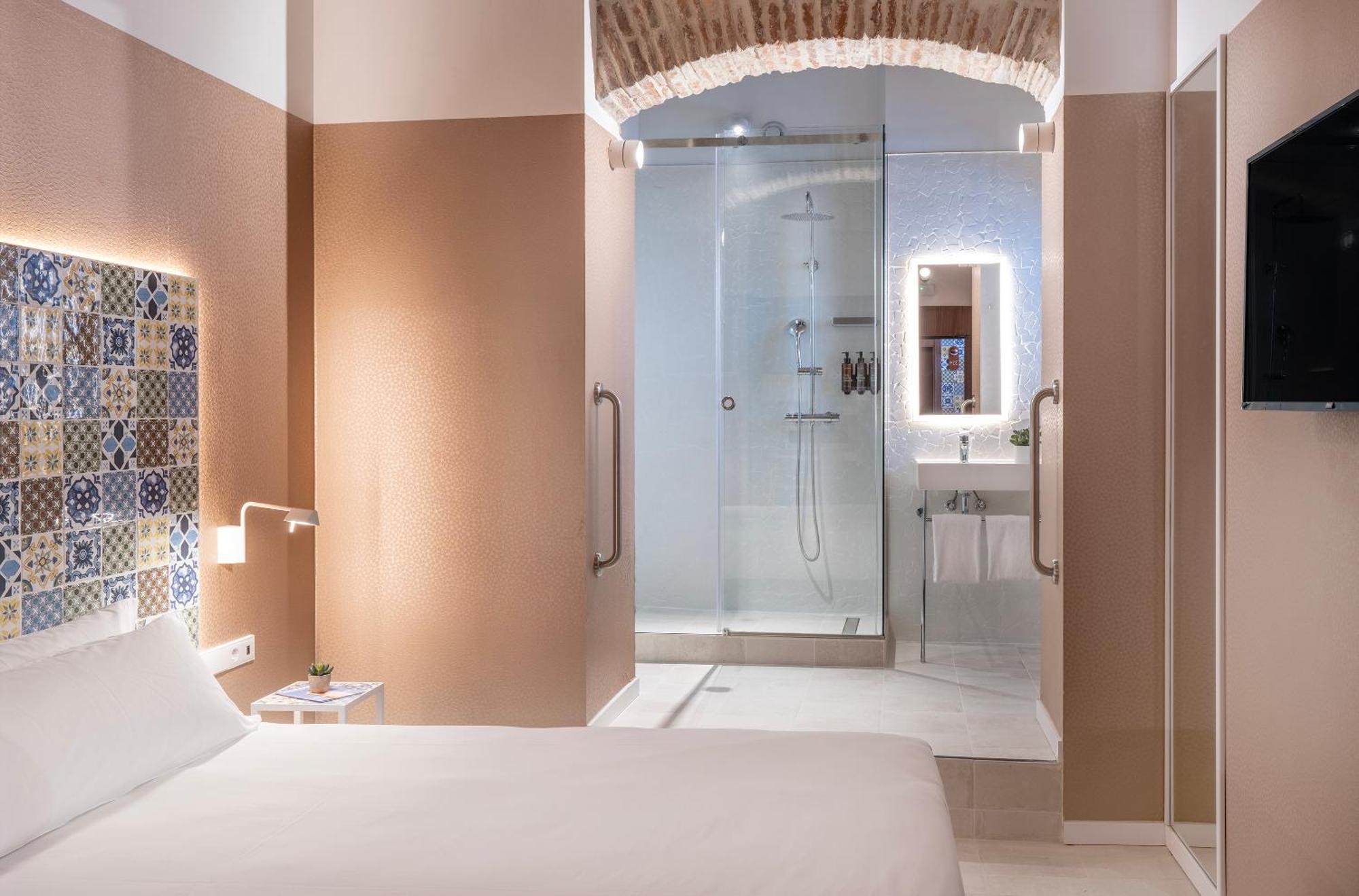 Axel Hotel Valencia - Adults Only Exterior photo