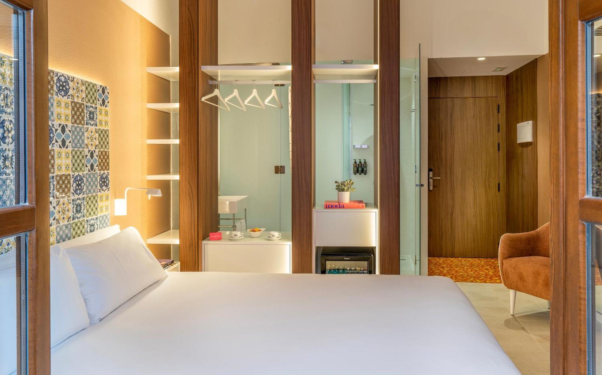 Axel Hotel Valencia - Adults Only Exterior photo